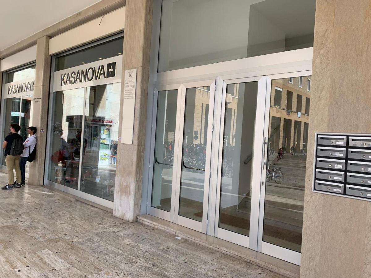 Апартаменты Piazza Sant' Oronzo Civico 40 Лечче Экстерьер фото
