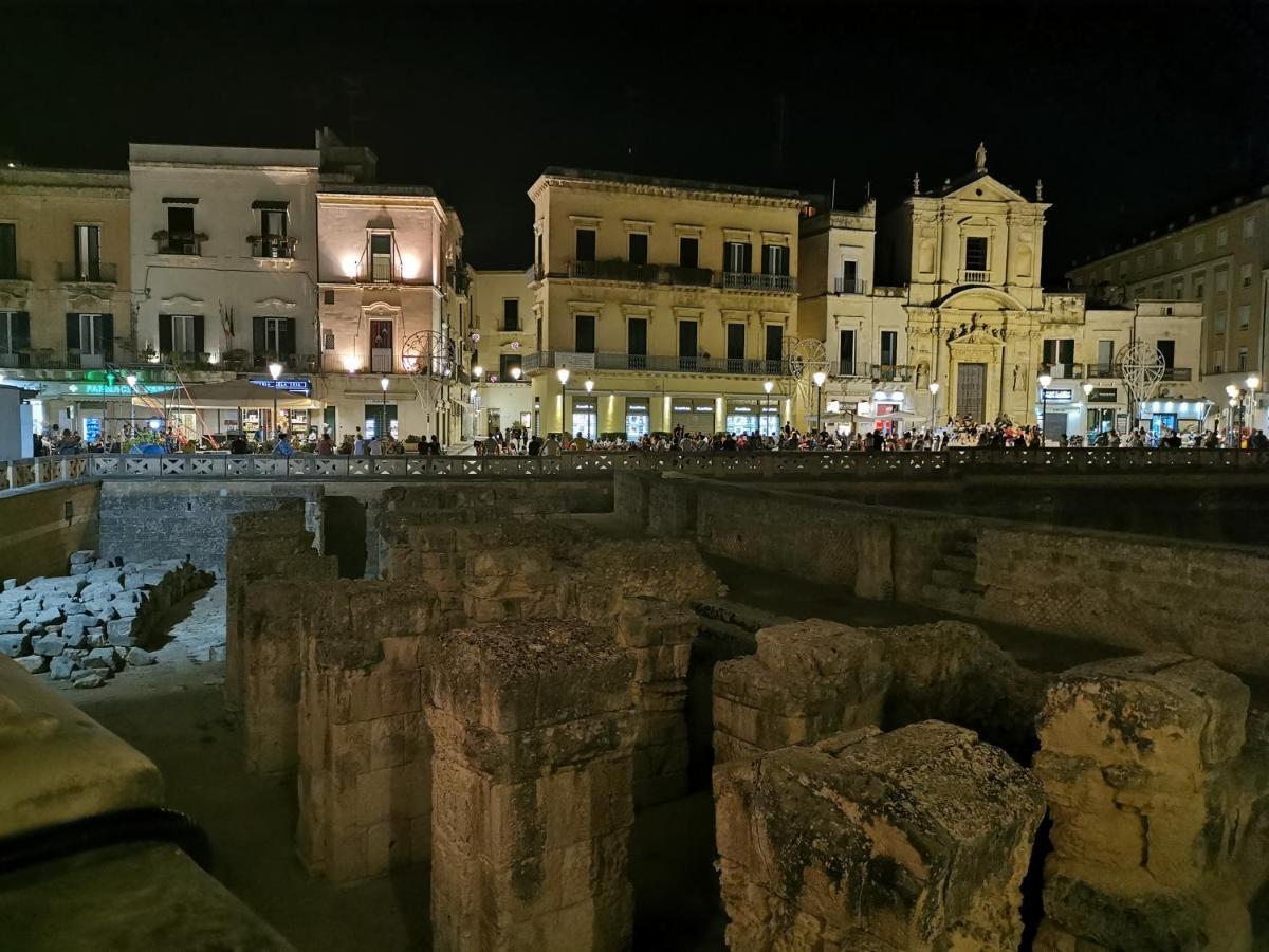Апартаменты Piazza Sant' Oronzo Civico 40 Лечче Экстерьер фото